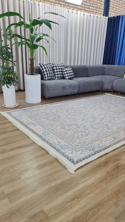 درهر رنگ و طرح و ابعاددلخواه قابل سفارش میباشد